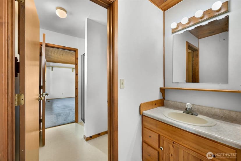 Property photo for 2438 N Bakerview Park Drive, Ferndale photo 30