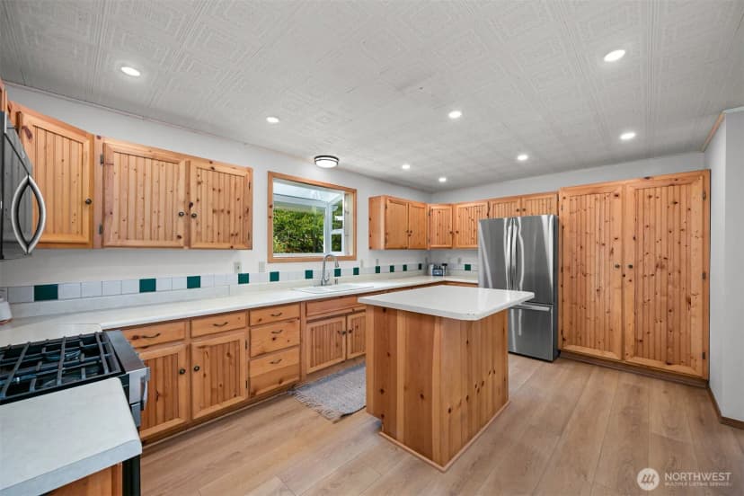 Property photo for 2438 N Bakerview Park Drive, Ferndale photo 6