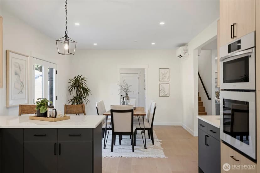 Property photo for 20101 75th Avenue Ne, Kenmore photo 17