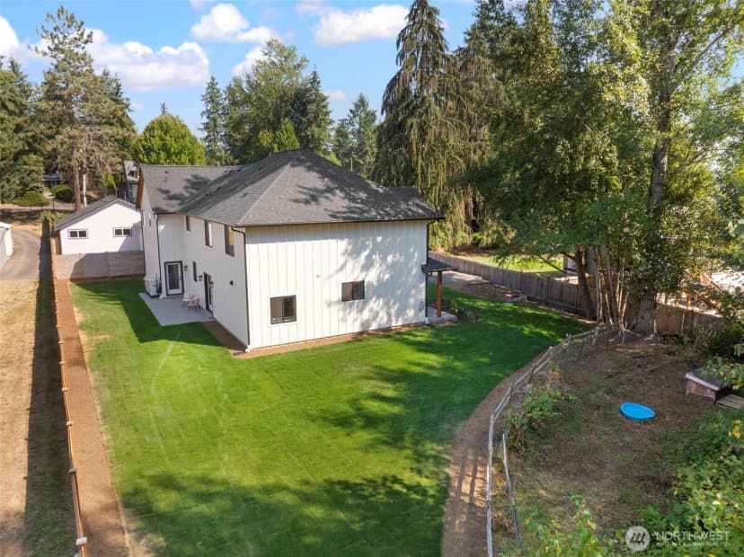 Property photo for 20101 75th Avenue Ne, Kenmore photo 34