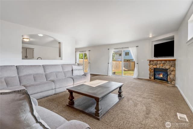 Property photo for 1212 192nd Street Ct E, Spanaway photo 3