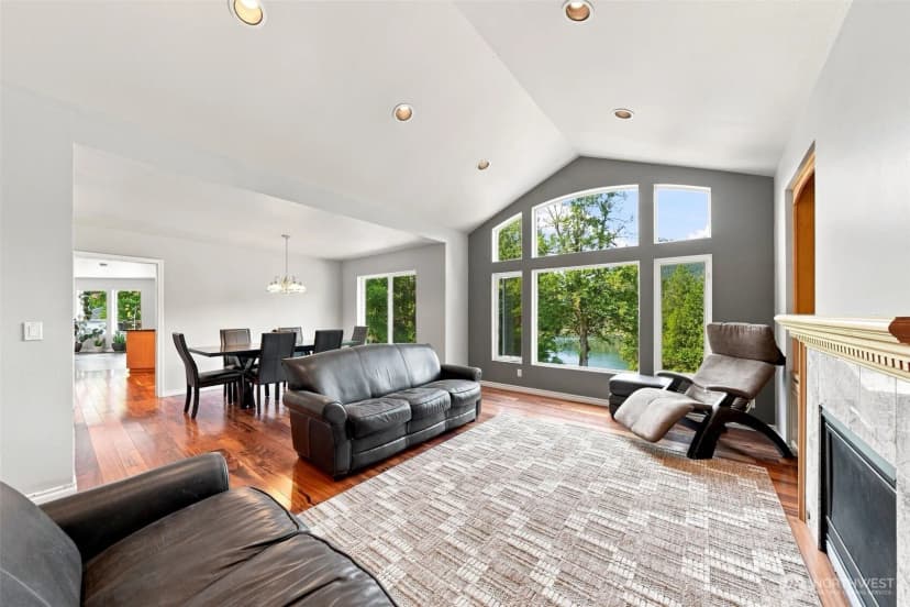 Property photo for 21058 Estate Drive, Mount Vernon photo 5