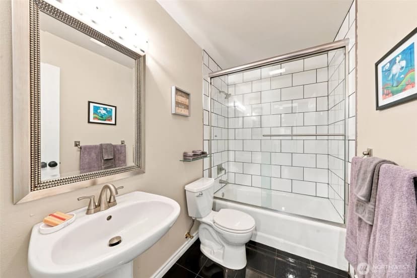 Property photo for 21058 Estate Drive, Mount Vernon photo 17