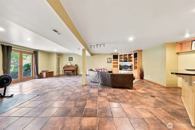 Property photo for 21058 Estate Drive, Mount Vernon photo 29