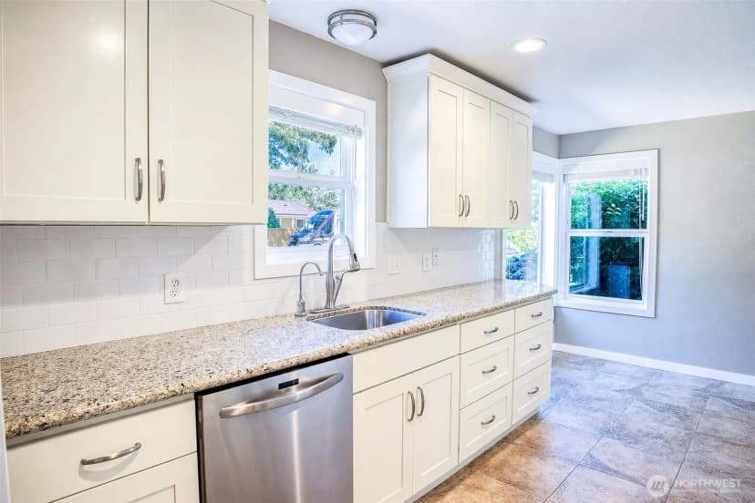 Property photo for 1819 Sw 149th Street, Burien photo 9