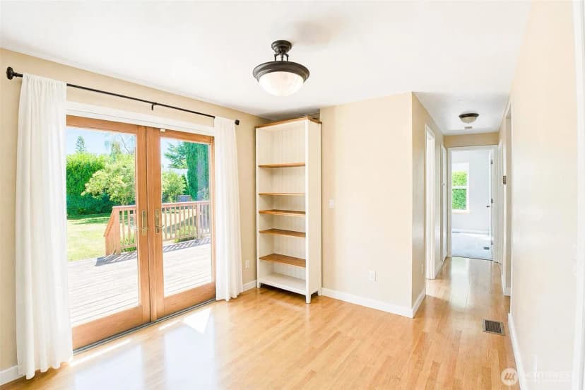 Property photo for 1819 Sw 149th Street, Burien photo 13