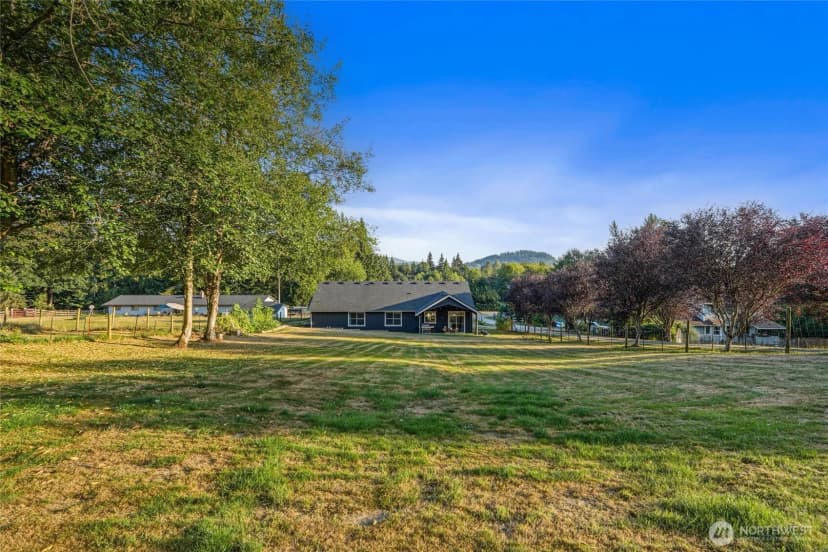 Property photo for 14607 Jim Creek Rd, Arlington photo 36