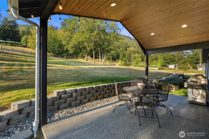 Property photo for 14607 Jim Creek Rd, Arlington photo 33