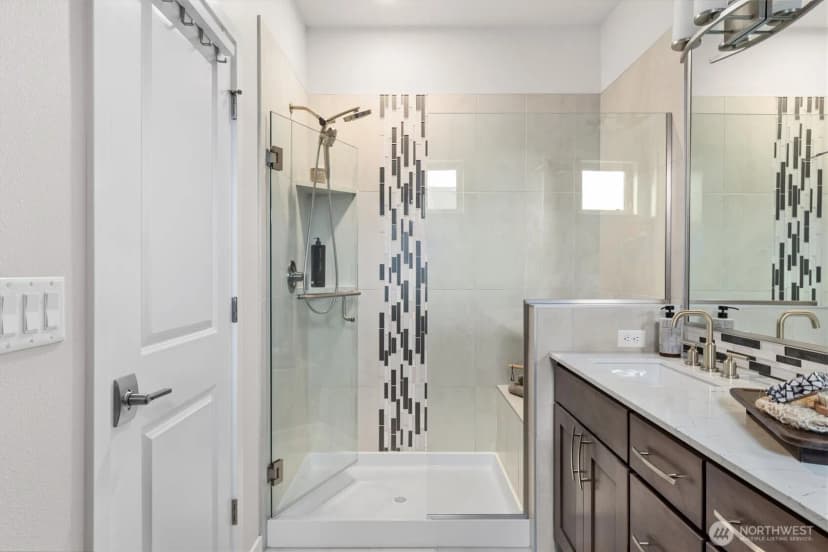 Property photo for 964 7th Avenue Ne #2.4, Issaquah photo 22