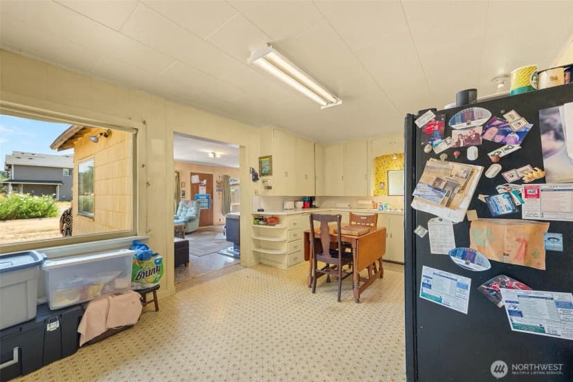 Property photo for 2021 N Tower Avenue, Centralia photo 11