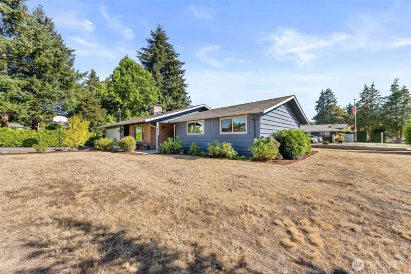 Property photo for 10810 105th Street Sw, Tacoma photo 27