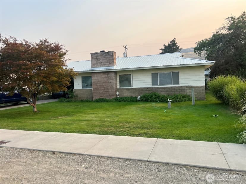 Property photo for 1518 Columbia Avenue, Bridgeport
