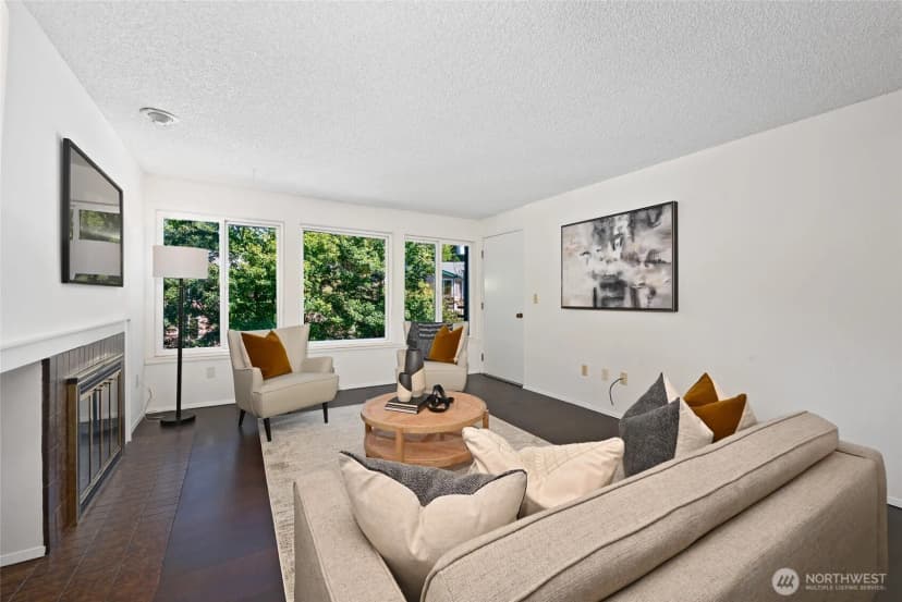 Property photo for 3505 W Government Way #202, Seattle photo 11