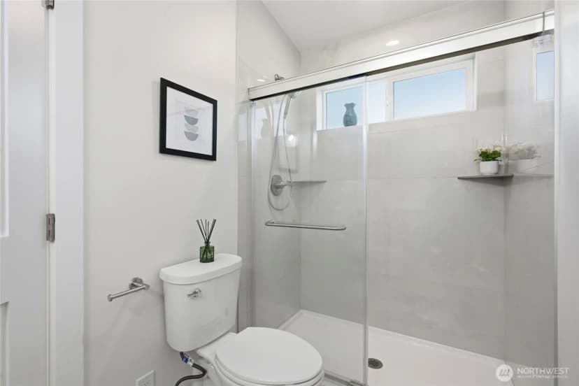 Property photo for 654 Nw 53 Street, Seattle photo 28