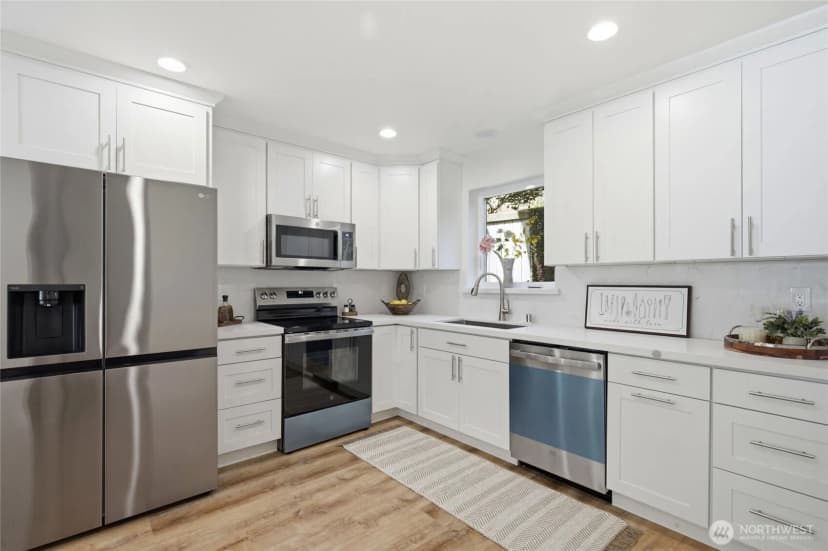 Property photo for 654 Nw 53 Street, Seattle photo 19