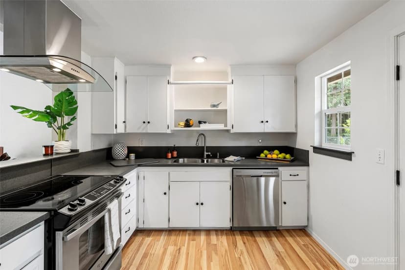 Property photo for 3821 Firdrona Drive Nw, Gig Harbor photo 8