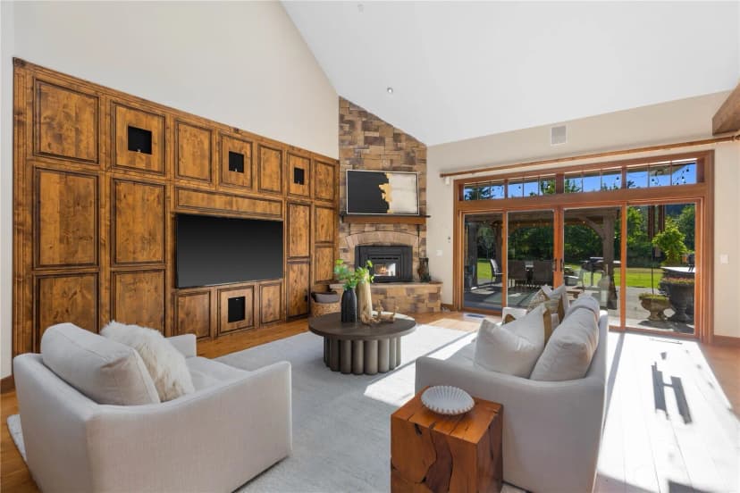 Property photo for 905 250th Avenue Ne, Sammamish photo 22