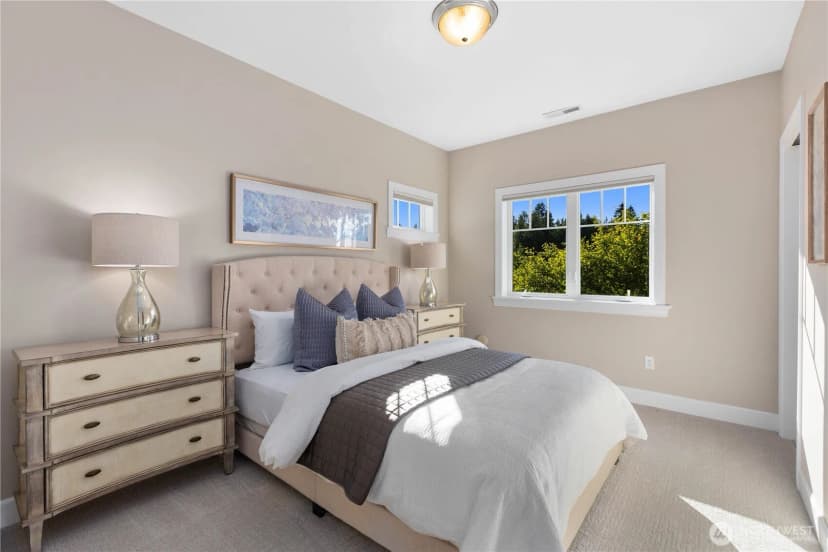 Property photo for 905 250th Avenue Ne, Sammamish photo 36