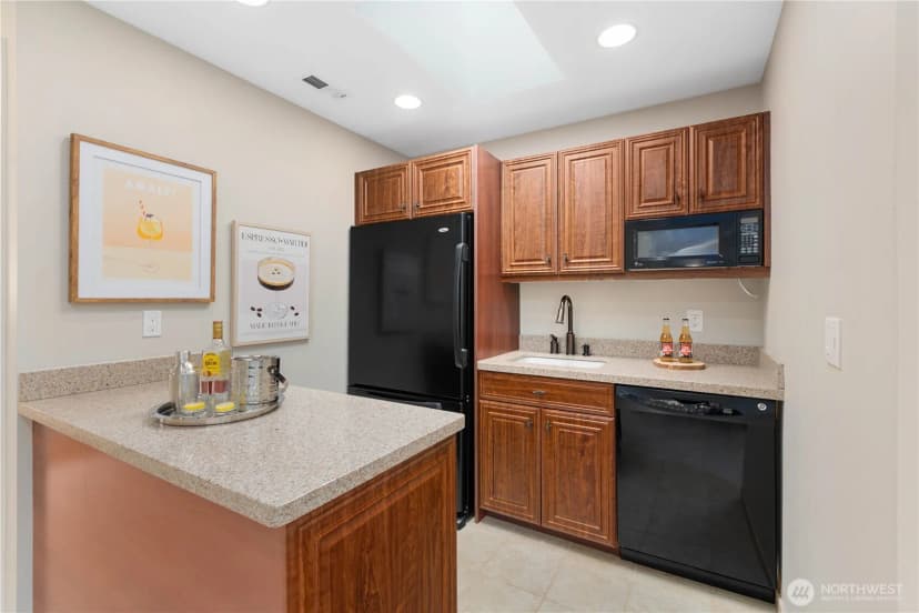 Property photo for 905 250th Avenue Ne, Sammamish photo 33