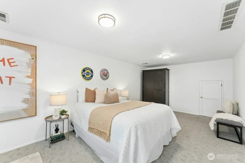 Property photo for 18989 Marine View Drive Sw, Normandy Park photo 25