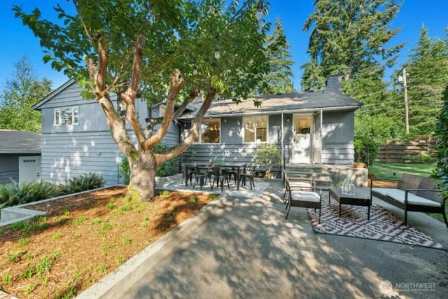 Property photo for 18989 Marine View Drive Sw, Normandy Park photo 5
