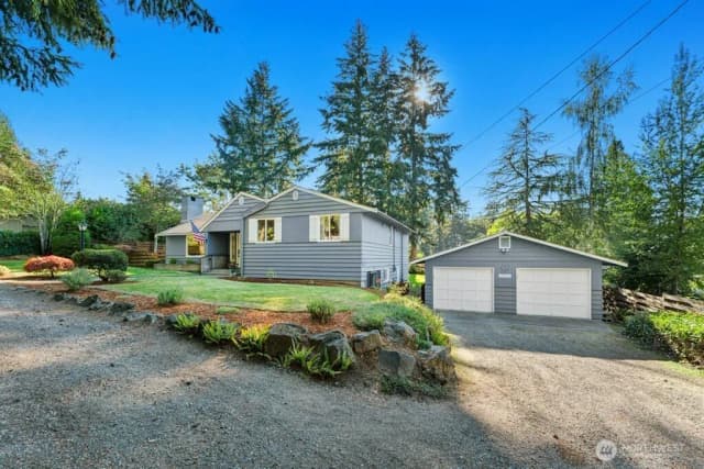 Property photo for 18989 Marine View Drive Sw, Normandy Park photo 3