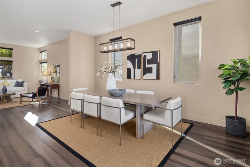 Property photo for 4025 Burton Place W, Seattle photo 10