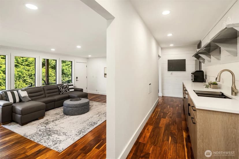 Property photo for 9360 Mercerwood Drive, Mercer Island photo 27