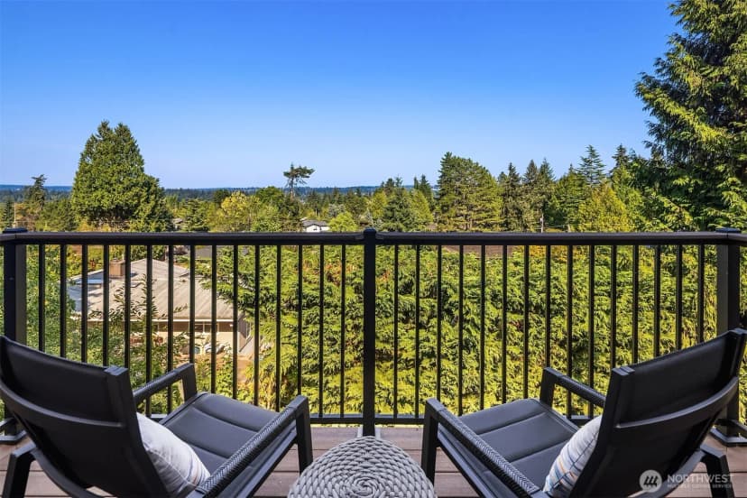 Property photo for 9360 Mercerwood Drive, Mercer Island photo 21