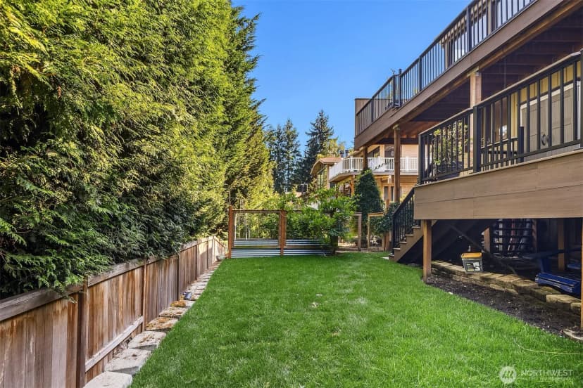 Property photo for 9360 Mercerwood Drive, Mercer Island photo 34