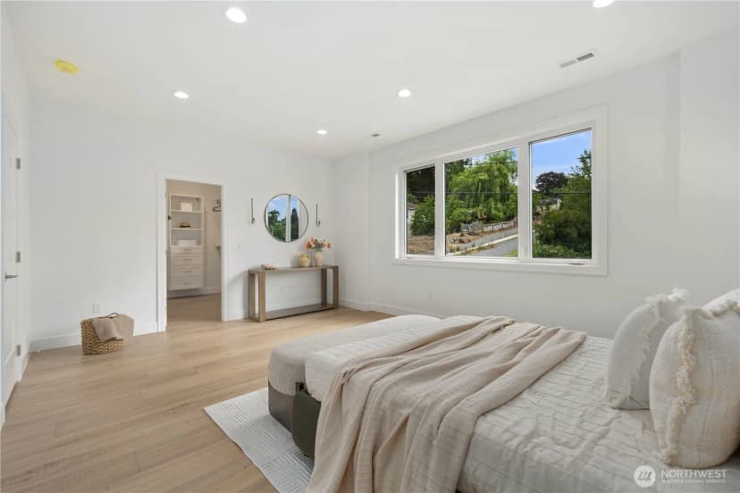 Property photo for 437 Hazel Avenue N, Kent photo 24