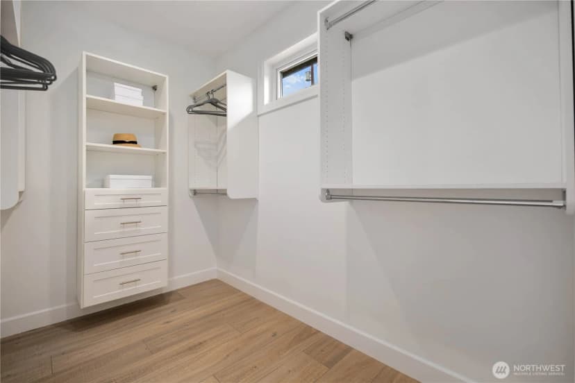 Property photo for 437 Hazel Avenue N, Kent photo 26