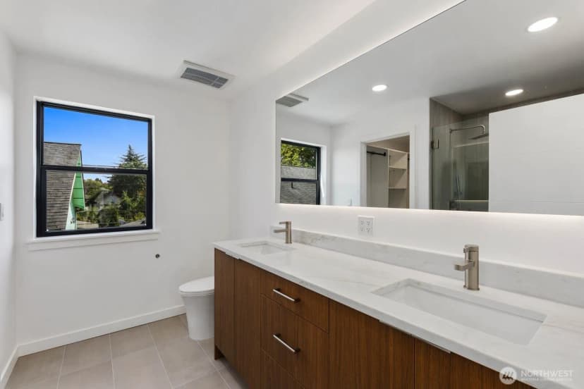 Property photo for 3945 S Morgan Street, Seattle photo 16