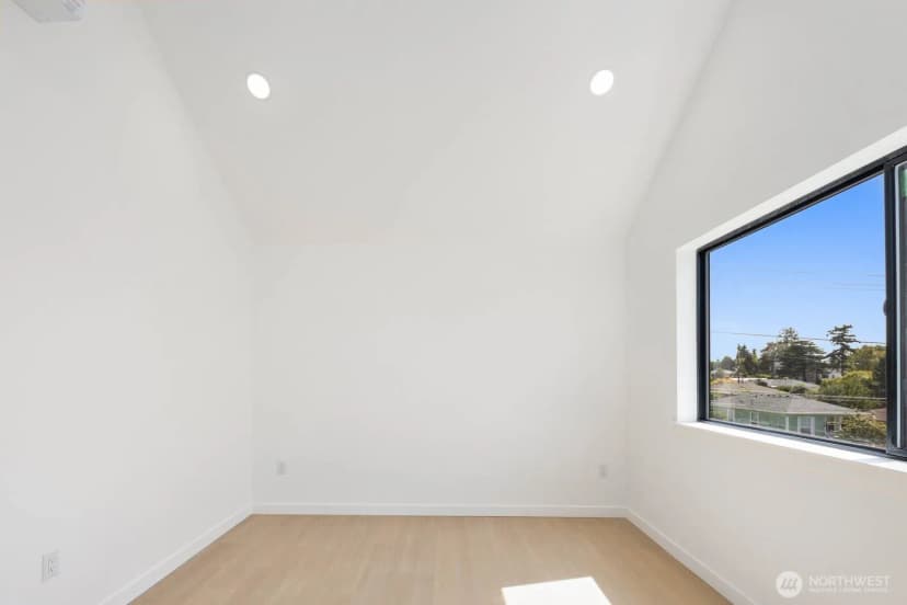 Property photo for 3945 S Morgan Street, Seattle photo 14