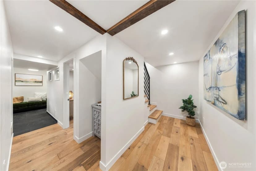 Property photo for 6215 38th Avenue Ne, Seattle photo 19
