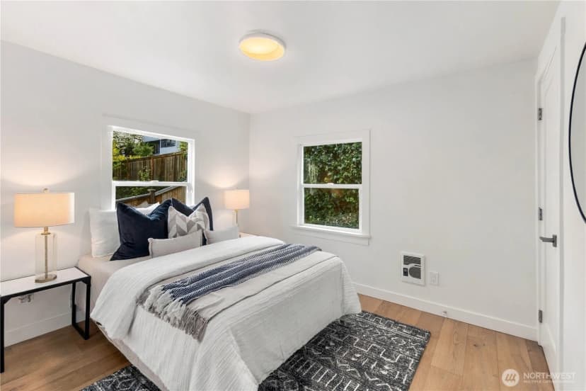 Property photo for 6215 38th Avenue Ne, Seattle photo 17