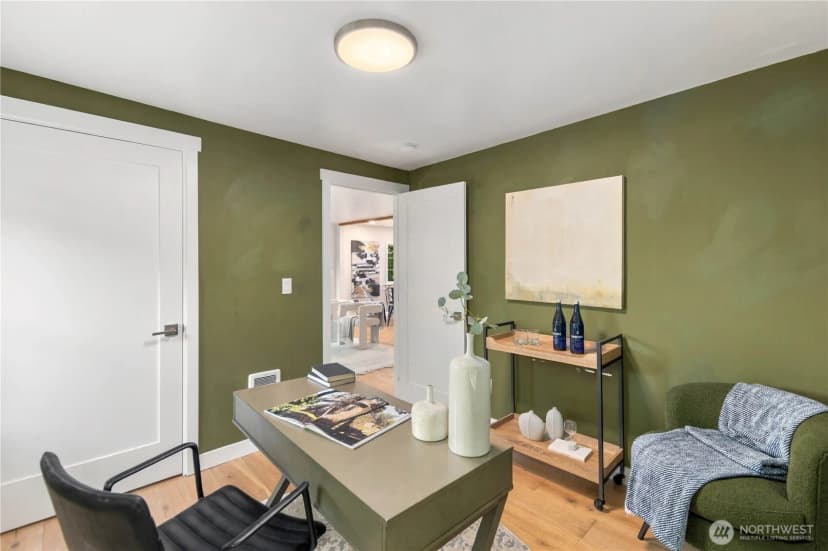 Property photo for 6215 38th Avenue Ne, Seattle photo 16
