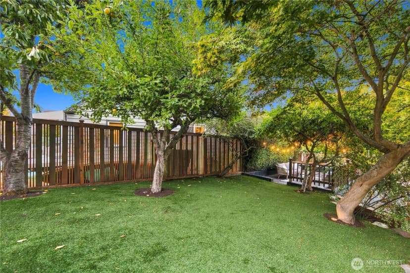 Property photo for 6215 38th Avenue Ne, Seattle photo 29
