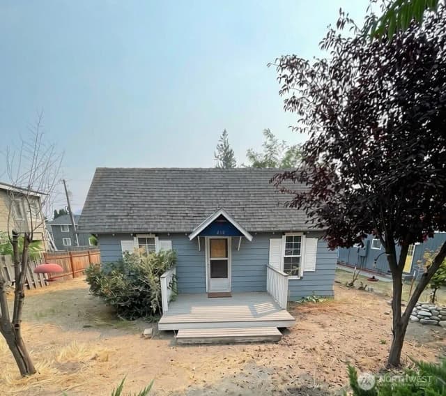 Property photo for 219 W Highland Avenue, Chelan