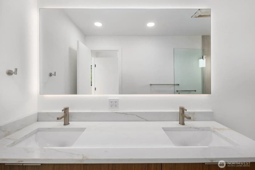 Property photo for 3943 S Morgan Street #b, Seattle photo 15