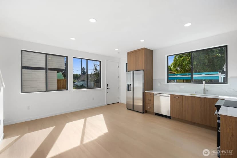 Property photo for 3943 S Morgan Street #b, Seattle photo 6