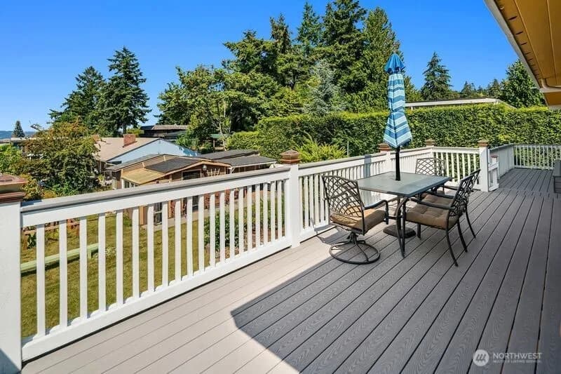 Property photo for 615 Pierce Lane Ne, Tacoma photo 10