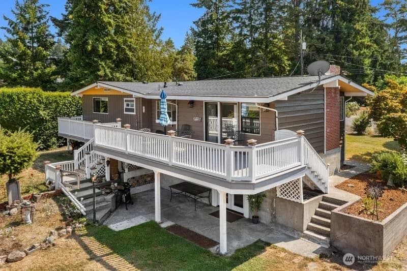 Property photo for 615 Pierce Lane Ne, Tacoma photo 21