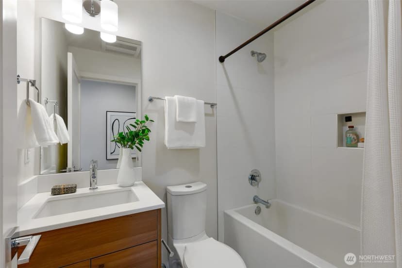 Property photo for 2708 Franklin Avenue E #b, Seattle photo 32