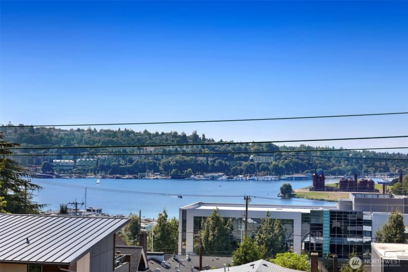 Property photo for 2708 Franklin Avenue E #b, Seattle photo 7