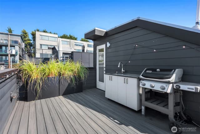Property photo for 2708 Franklin Avenue E #b, Seattle photo 5