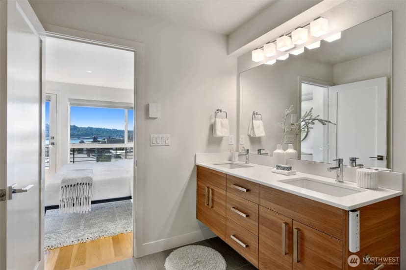 Property photo for 2708 Franklin Avenue E #b, Seattle photo 27