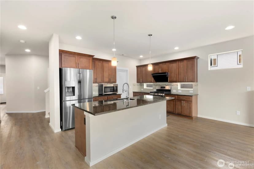 Property photo for 28226 226th Place Se, Maple Valley photo 8
