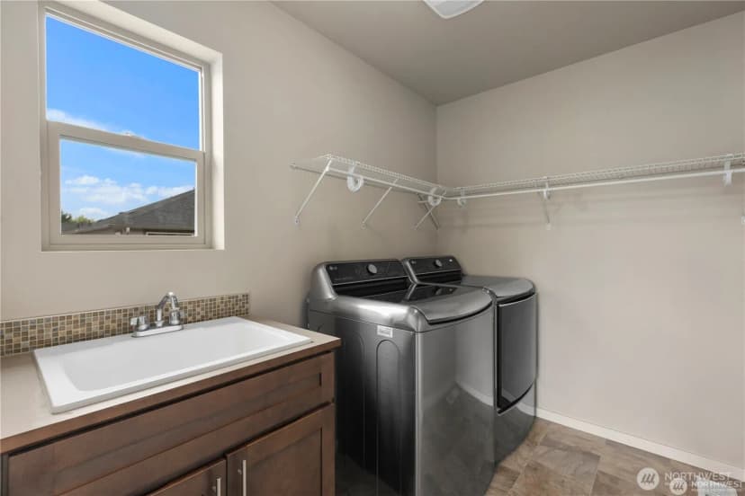 Property photo for 28226 226th Place Se, Maple Valley photo 26