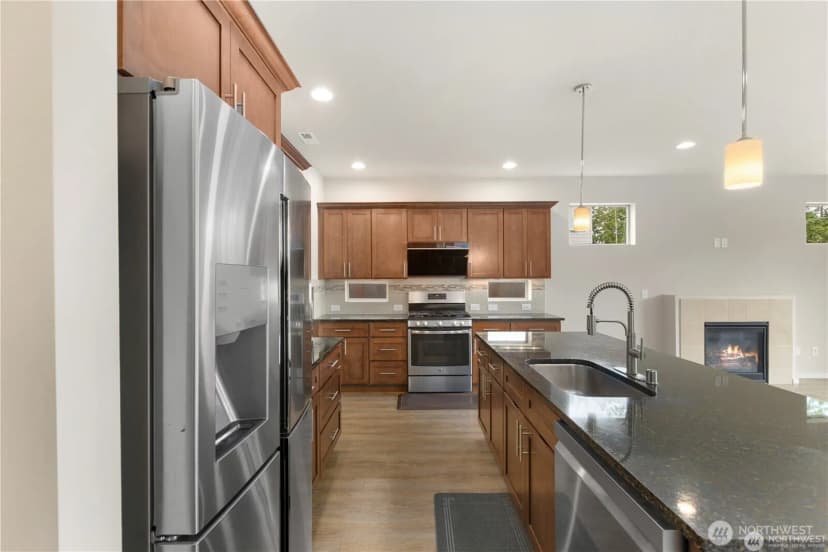 Property photo for 28226 226th Place Se, Maple Valley photo 9